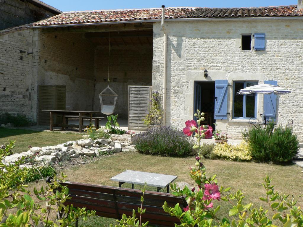 La Petite Maison Crezieres Habitación foto