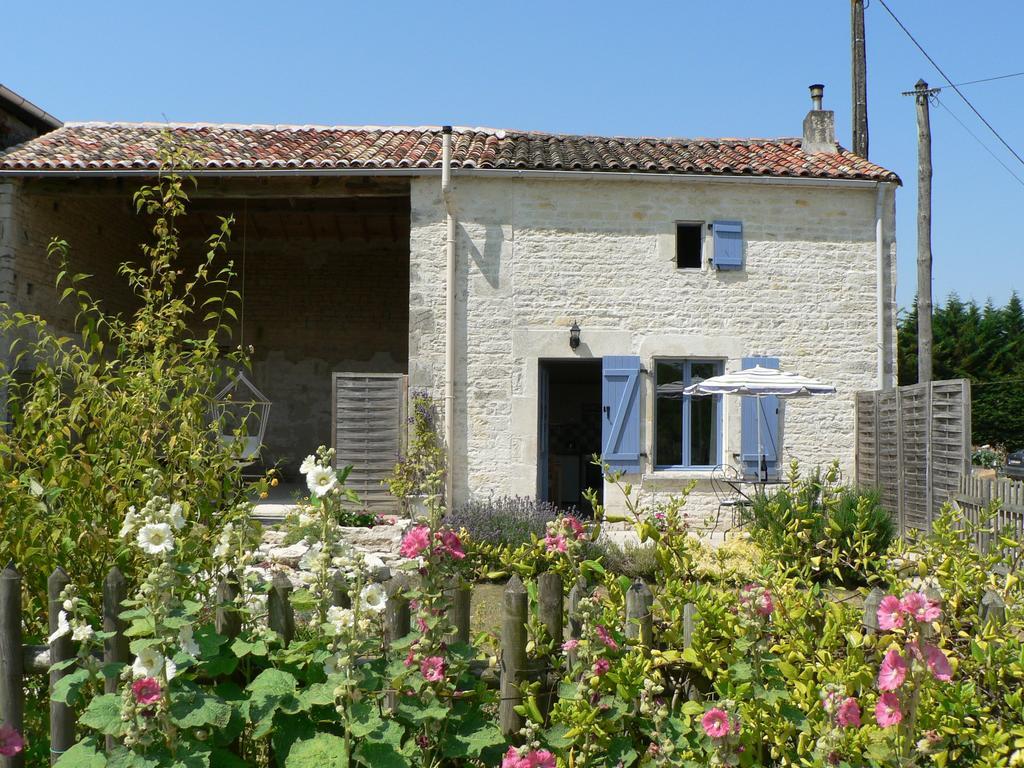 La Petite Maison Crezieres Habitación foto